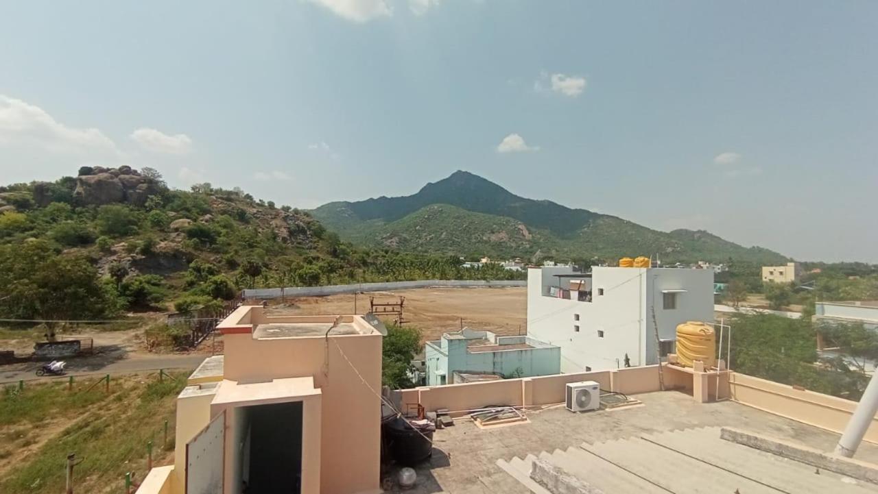 Thiru Arunai Guest House Tiruvannāmalai Eksteriør billede