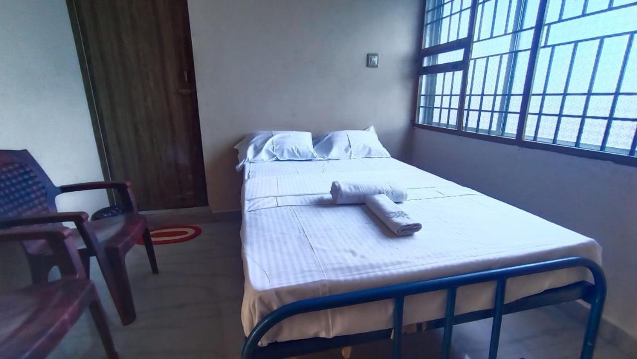 Thiru Arunai Guest House Tiruvannāmalai Eksteriør billede